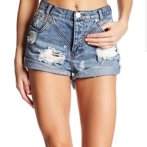 ONE by one teaspoon Hawks twisted cuff shorts